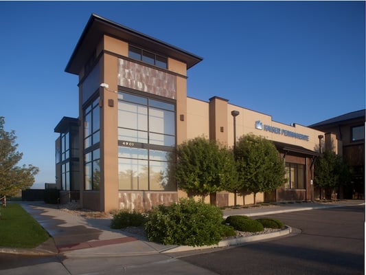 Exterior image of Kaiser Permanente building